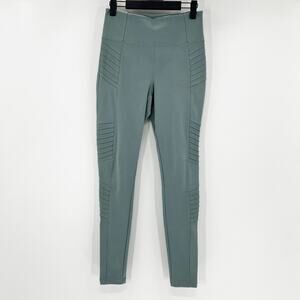 Athleta Women's Green Pockets Tight Moto Delancey‎ Athletic Leggings Size S